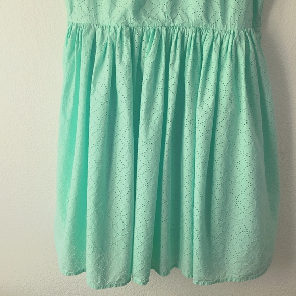 J. Crew Women's Mint Green Eyelet Fit & Flare Sleeveless Dress Size 14 | Spring - Picture 3 of 8